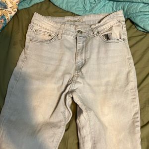 Light Wash Stretch Jeans